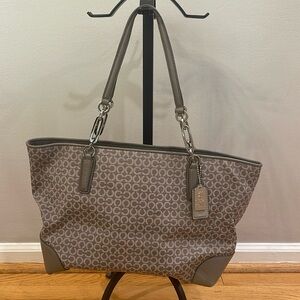 Coach grey/silver handbag